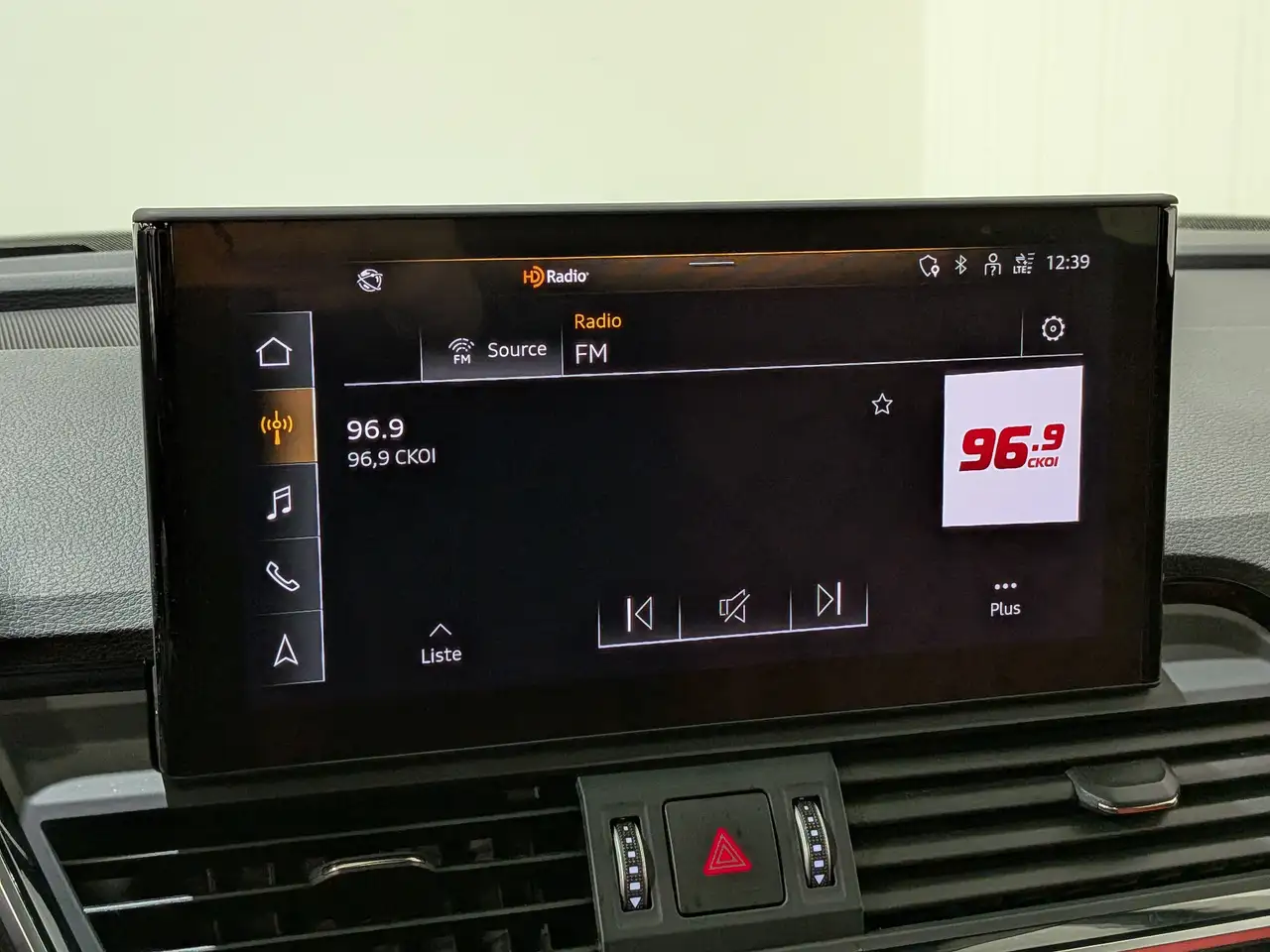 Audi SQ5 снимка Audi SQ5