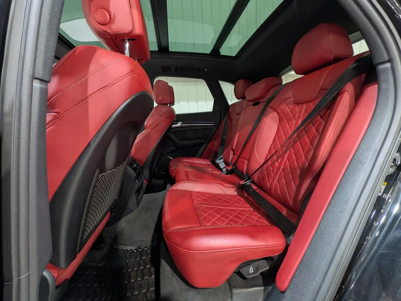 Audi SQ5 снимка Audi SQ5