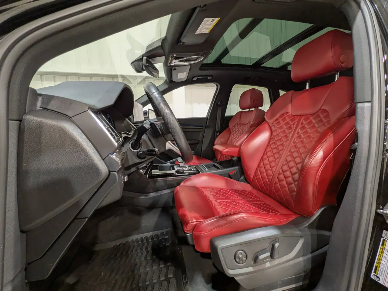 Audi SQ5 снимка Audi SQ5