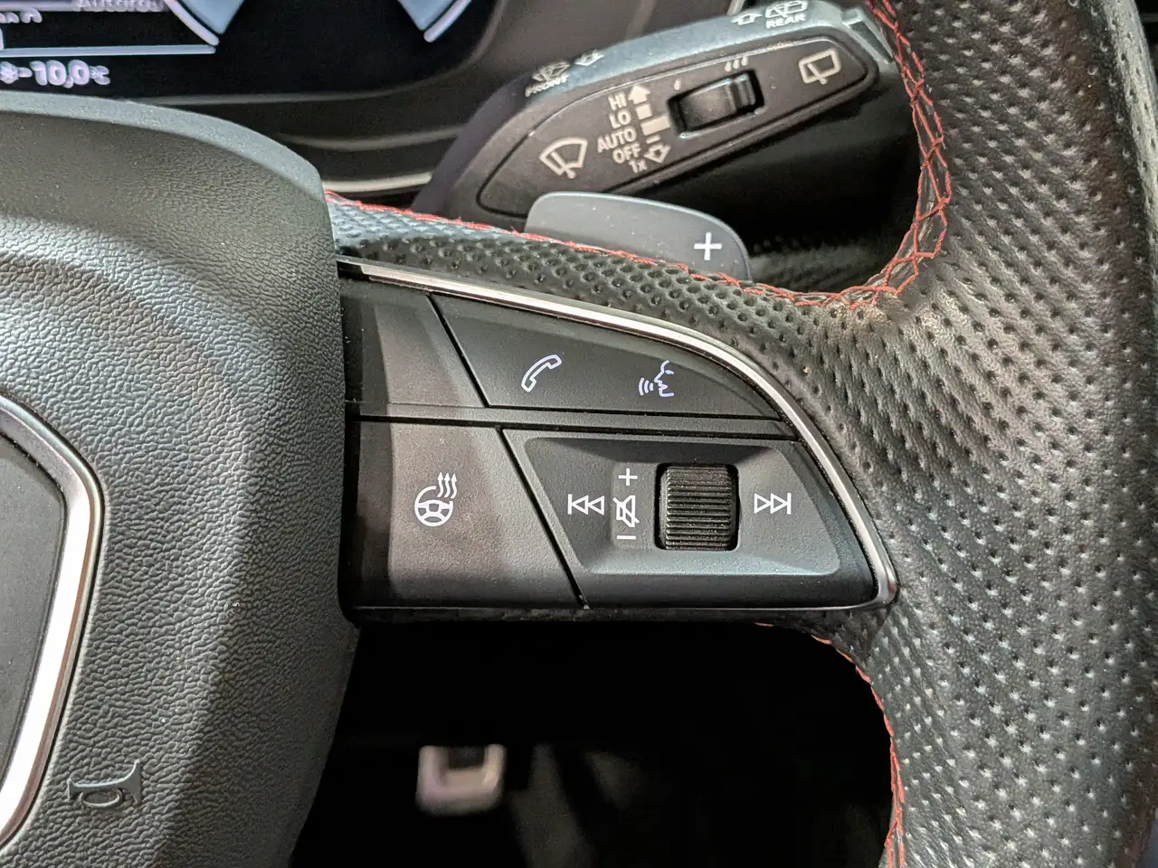 Audi SQ5 снимка Audi SQ5