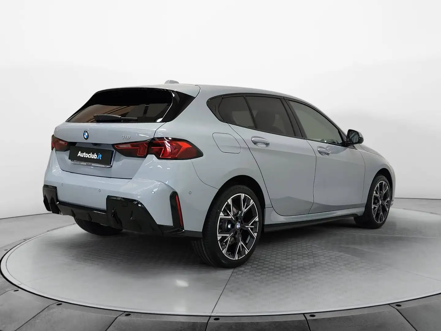 BMW 116 116 MSport Design Grijs - 2