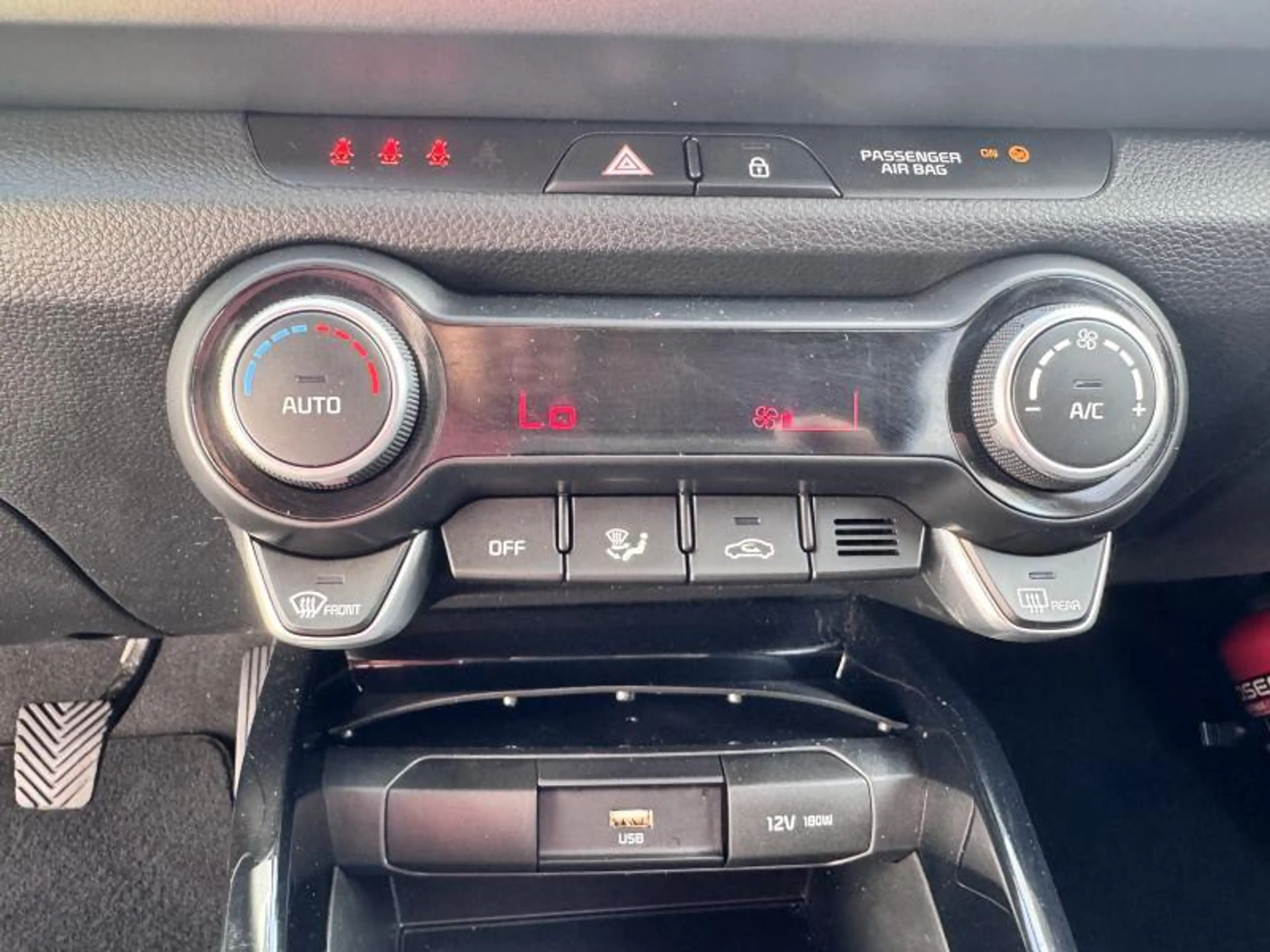 Kia Rio PULSE — photo 7