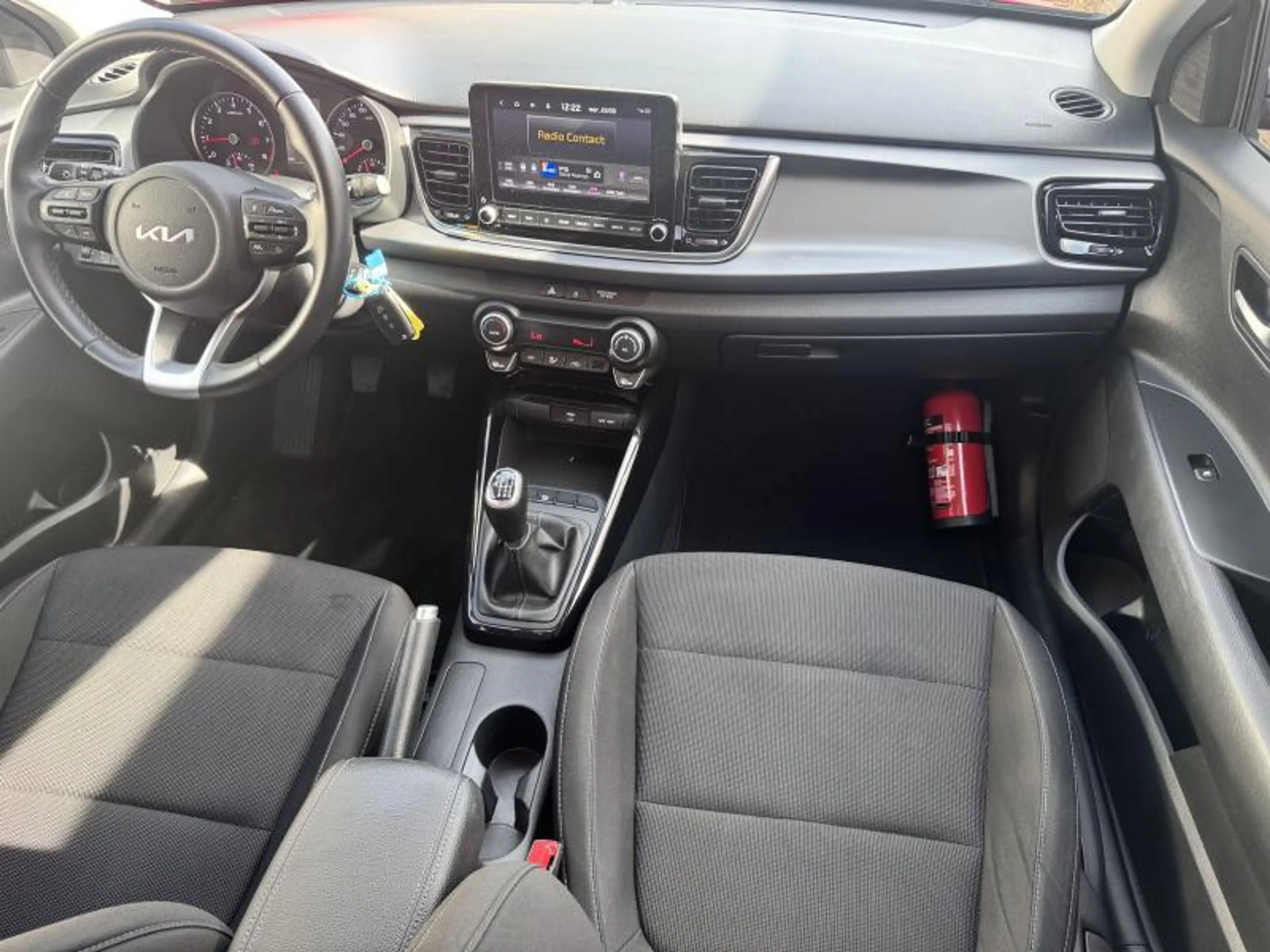Kia Rio PULSE — photo 14
