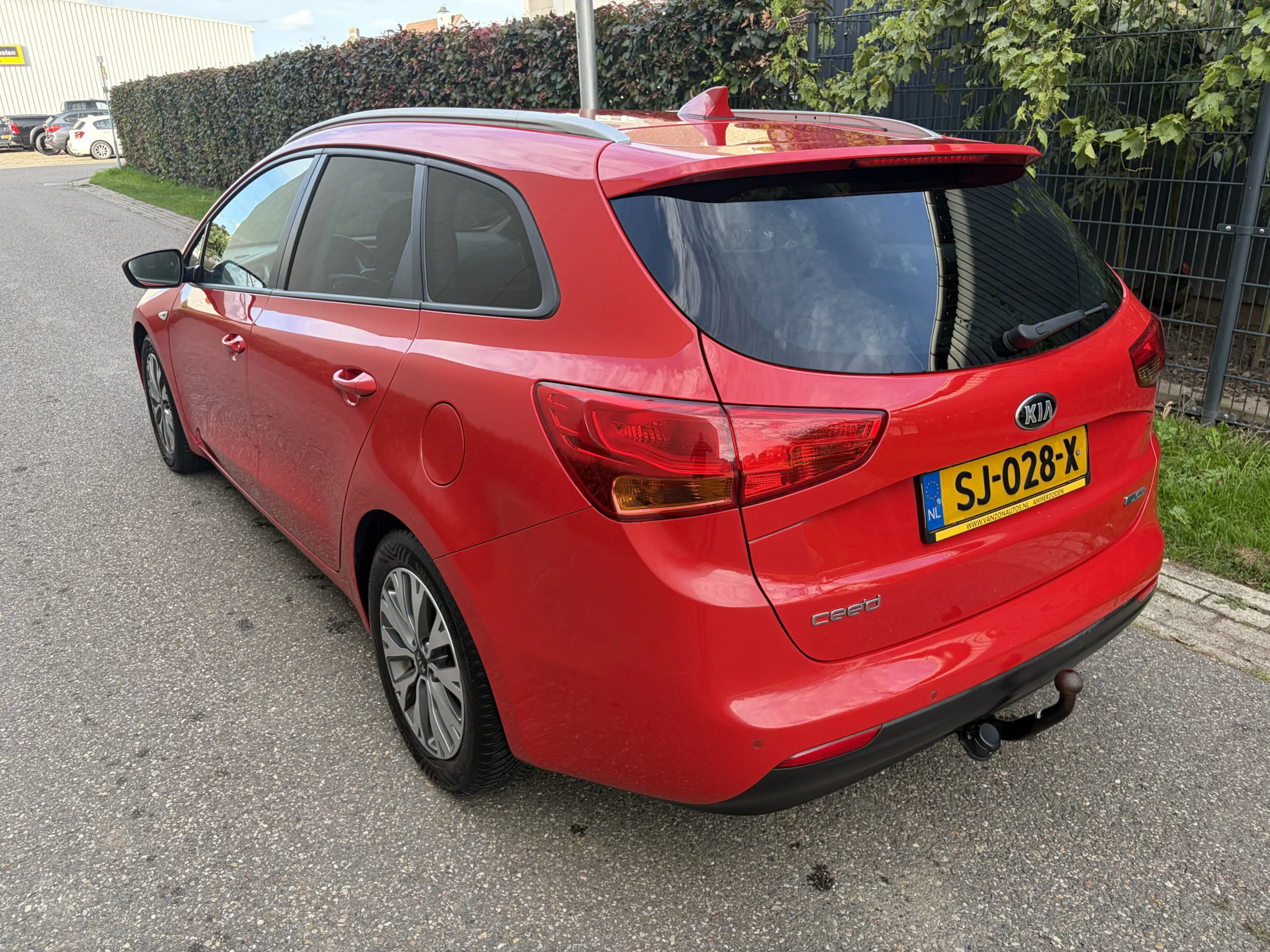 Kia Ceed SW / cee'd SW Sportswagon 1.0 T-GDi Edition / NAVI / CRUISE / AI — photo 19