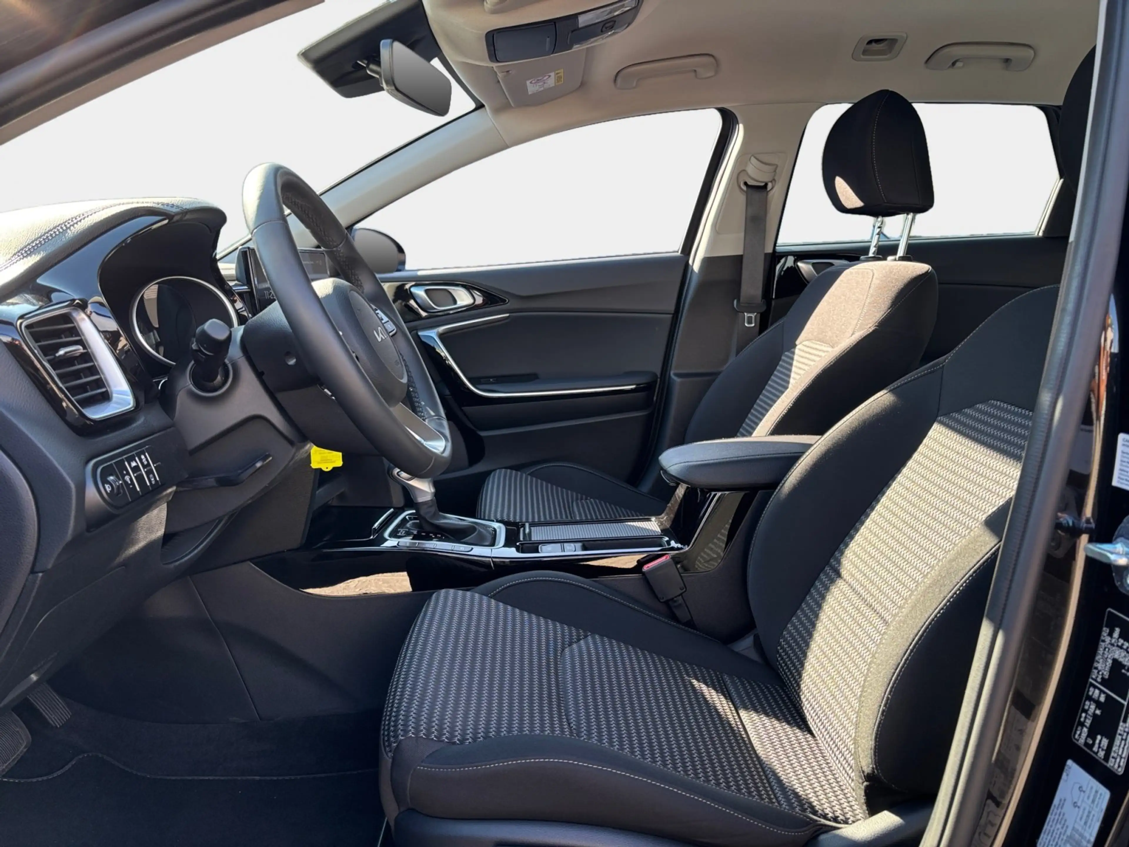 Kia Ceed SW / cee'd SW Ceed SW 1.5 Vision DCT+Navi+2ZKlima+Kamera+SCC — photo 8