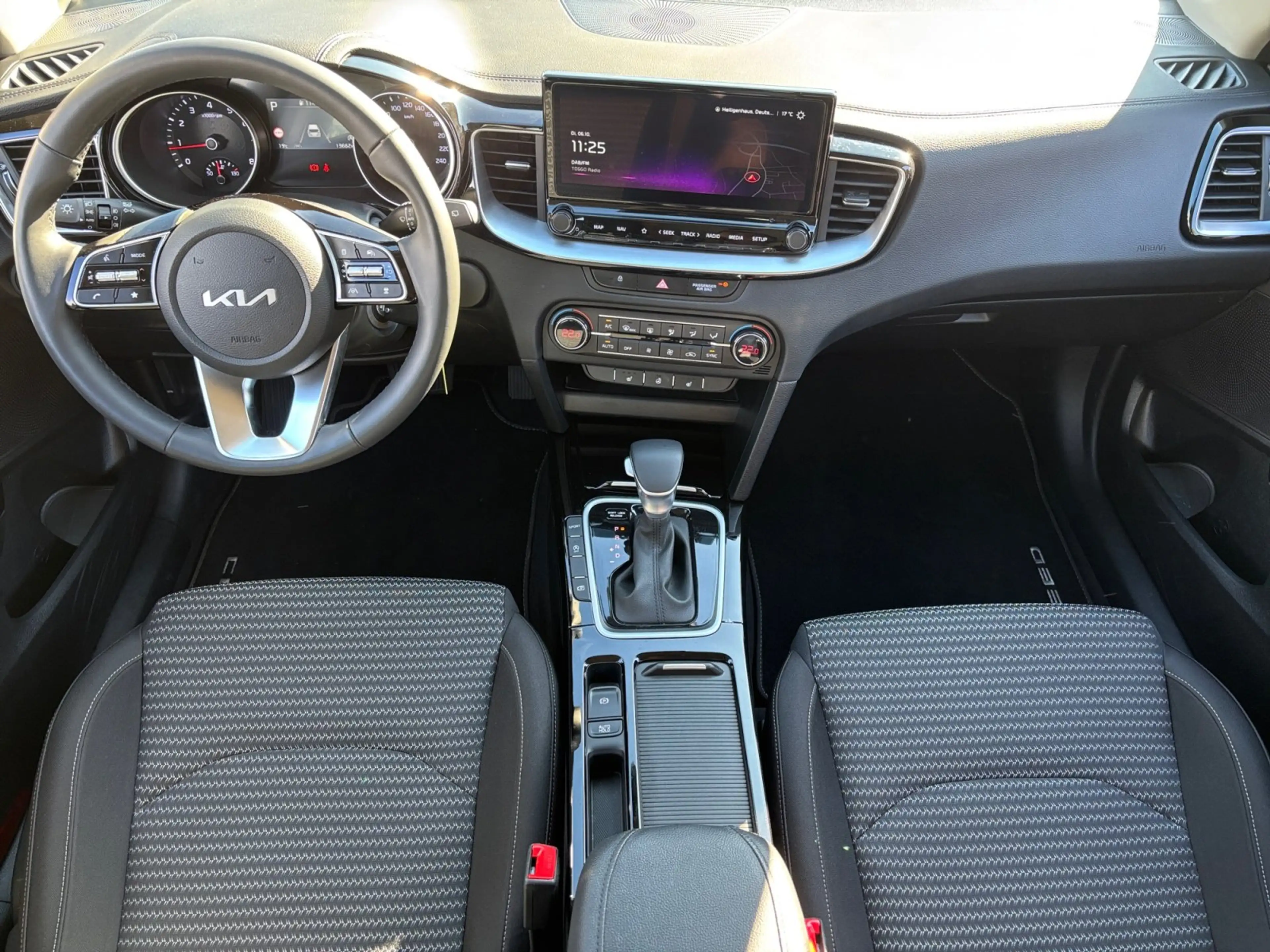 Kia Ceed SW / cee'd SW Ceed SW 1.5 Vision DCT+Navi+2ZKlima+Kamera+SCC — photo 9