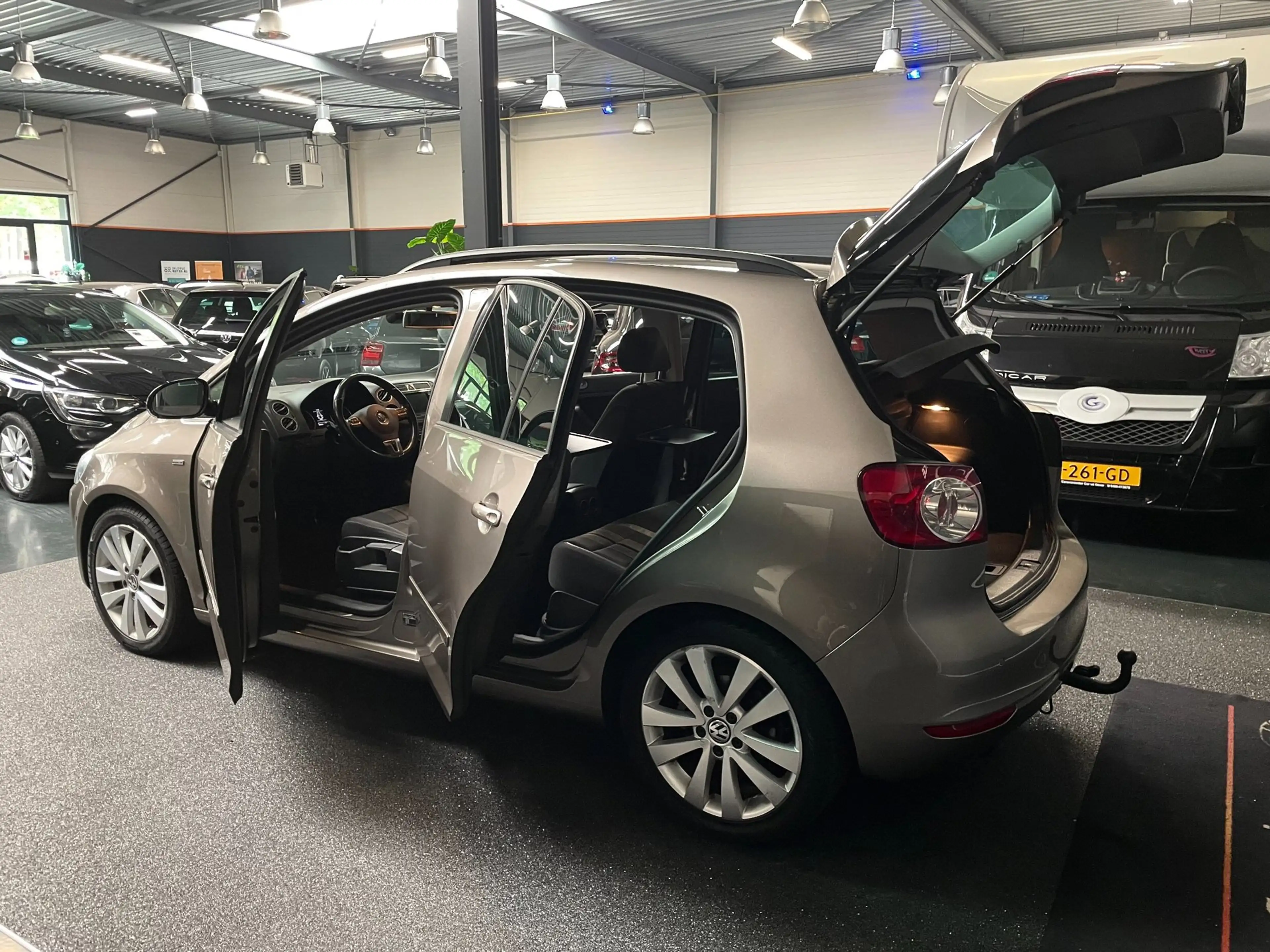 Volkswagen Golf Plus 1.2 TSI Highline GLASDAK NAVI CARPLAY AIRCO LEER A — photo 7