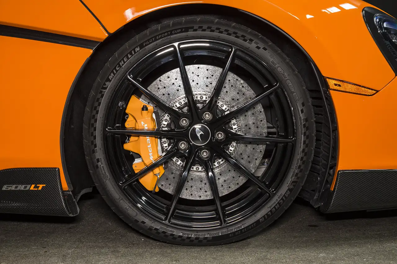 McLaren 600LT fotografie McLaren 600LT