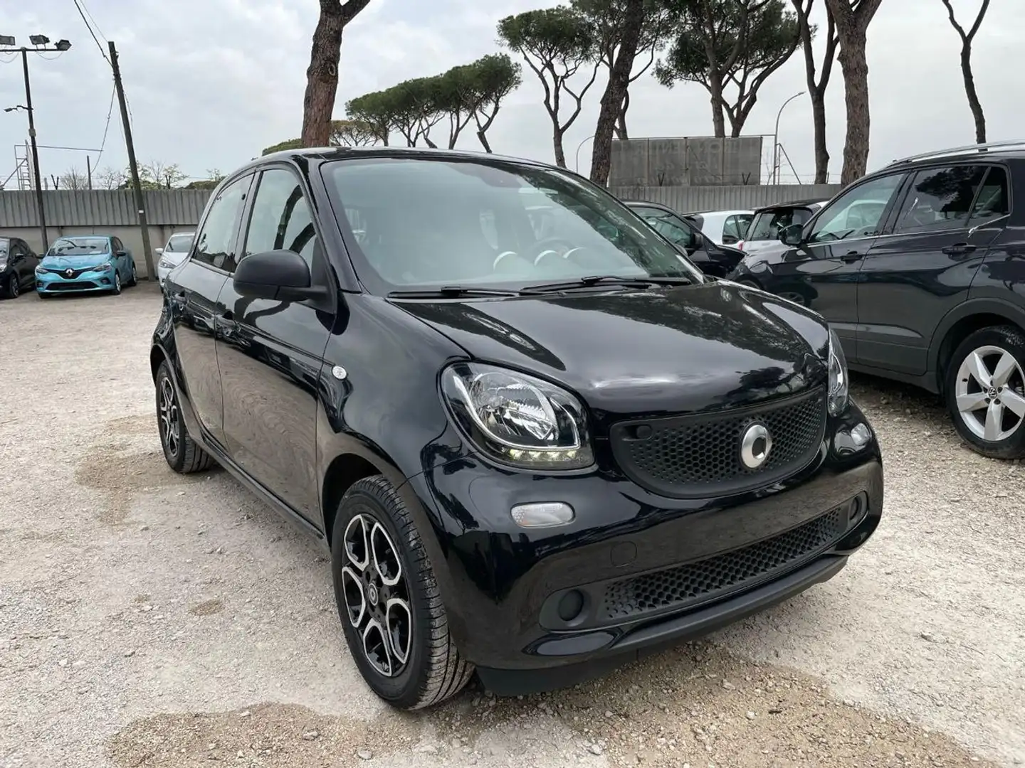 smart forFour 1.0cc OK NEOPATENTATI 71cv BLUETOOTH CRUISE STEREO Nero - 1