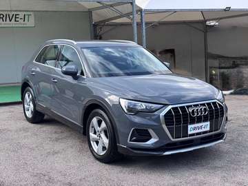 Q3 35 2.0 tdi Business Advanced s-tronic