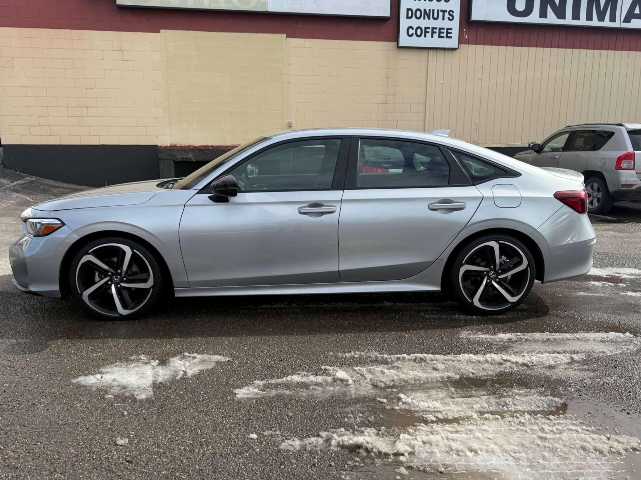 2025 Honda Civic Sport eCVT — снимка 5