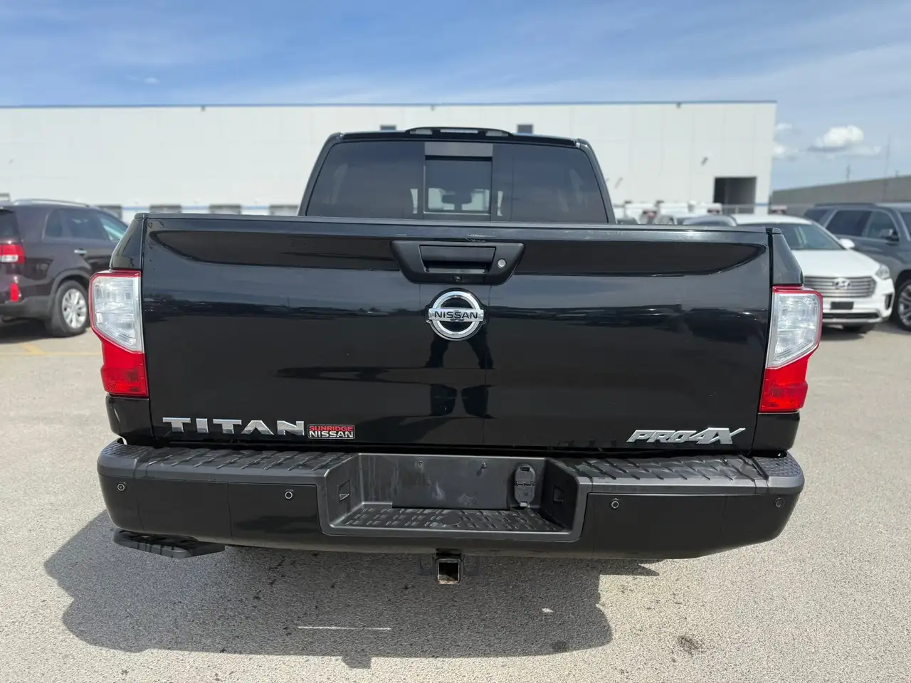 Nissan Titan снимка Nissan Titan