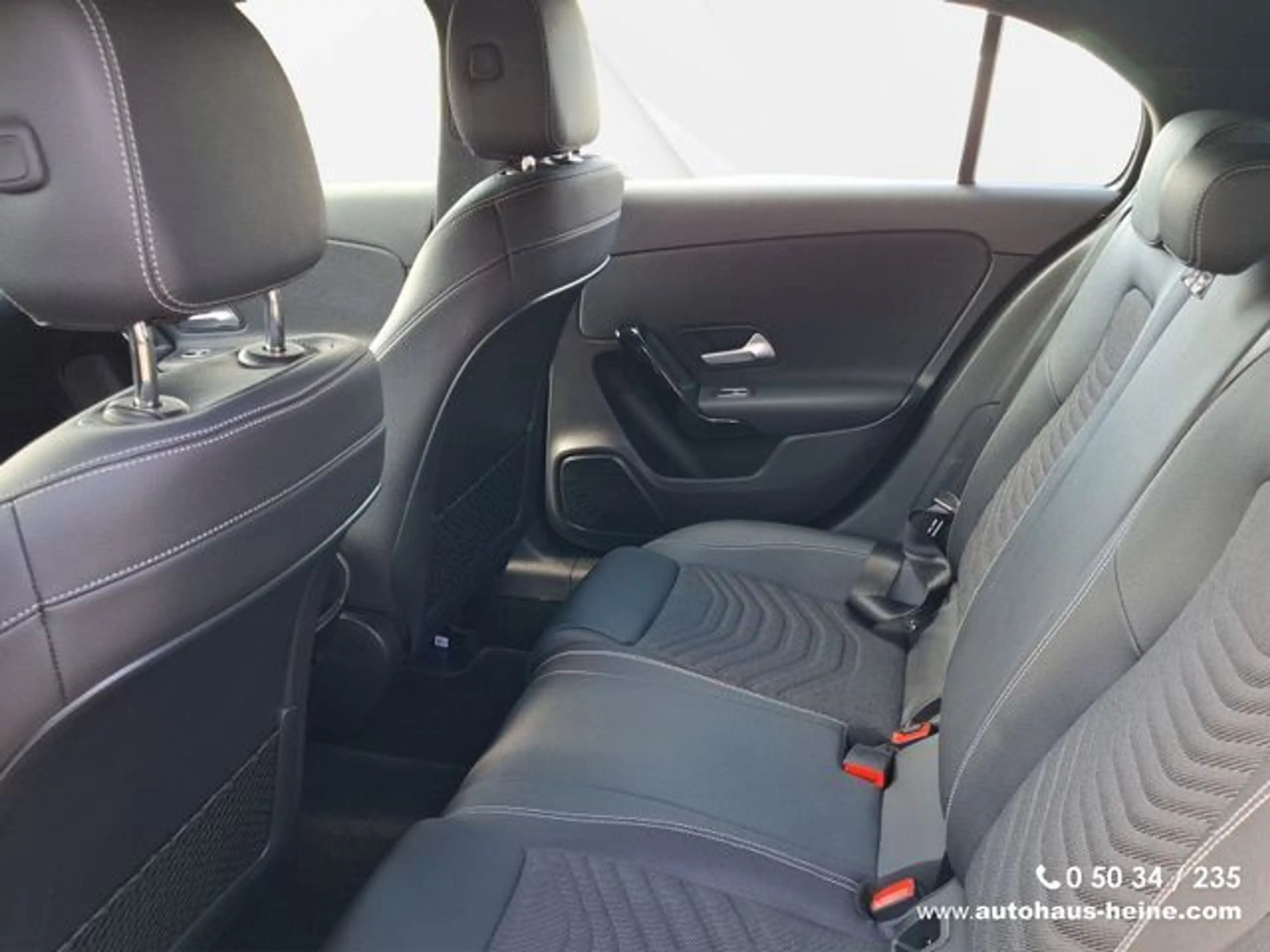Mercedes-Benz A 180 A 180 d|Navi|SitzHZ|Klimaautomatik|Allw. — photo 8