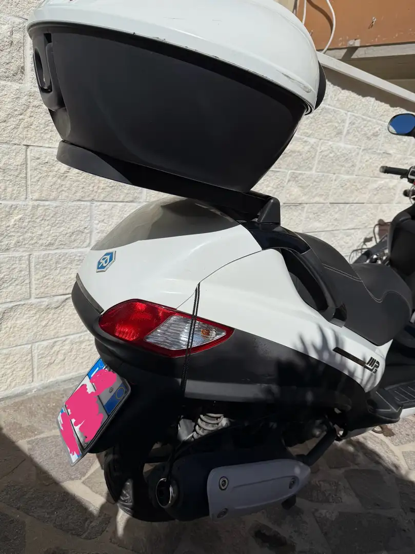 Piaggio MP3 300 i.e. Alb - 2