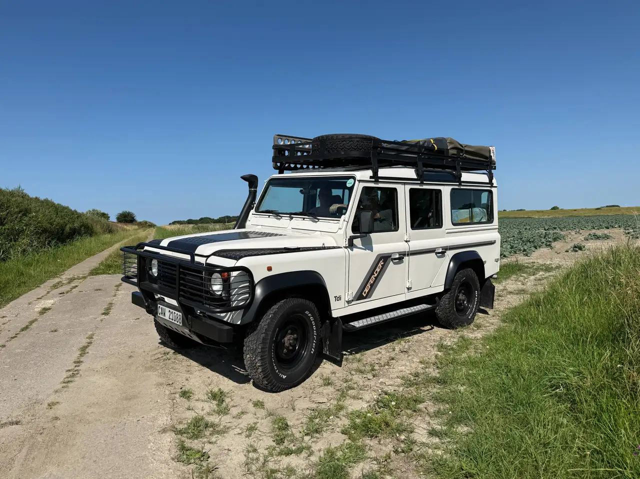 Land Rover Defender Typ 110 County, foto 1