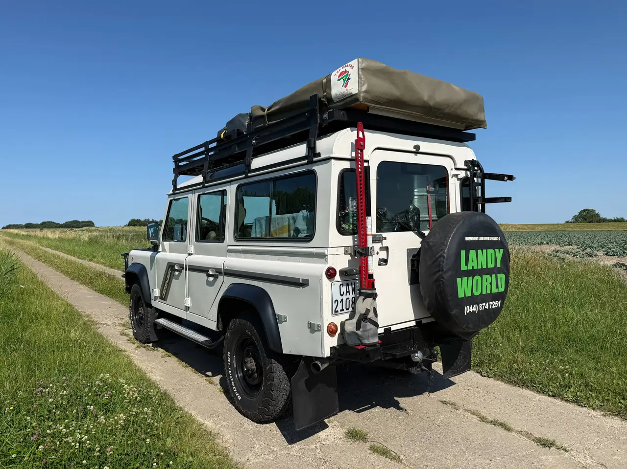Land Rover Defender Typ 110 County, foto 3