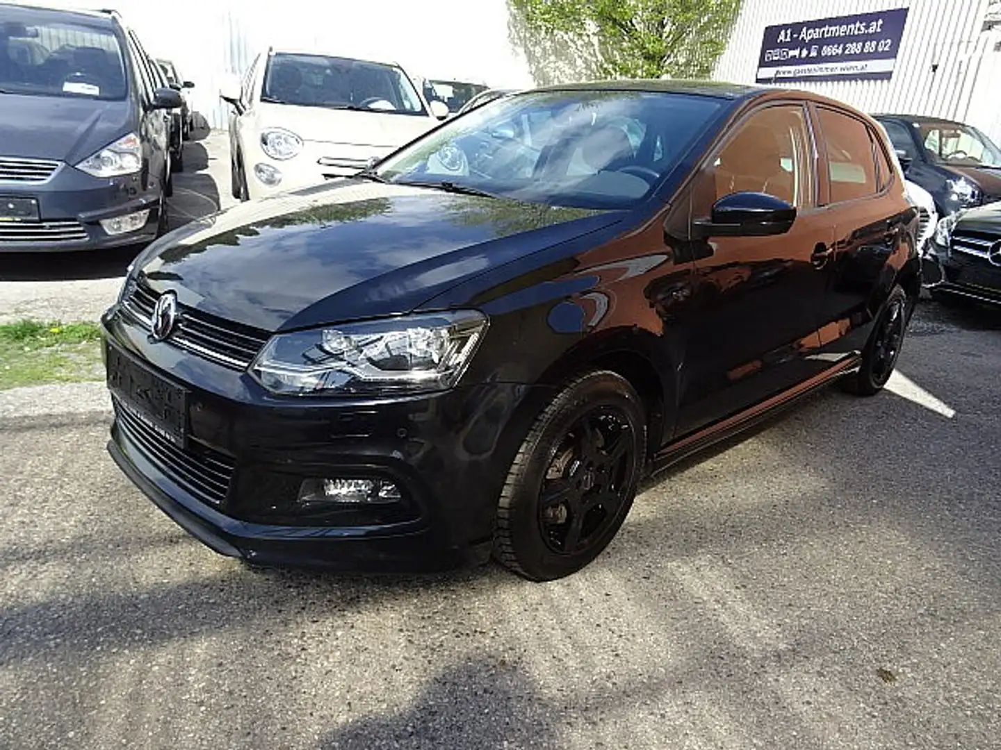 Volkswagen Polo Lounge BMT 1,4 TDI Zwart - 2