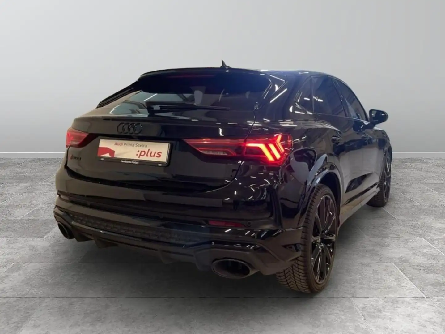 Audi Q3 Sportback RS 2.5 quattro s-tronic Zwart - 2
