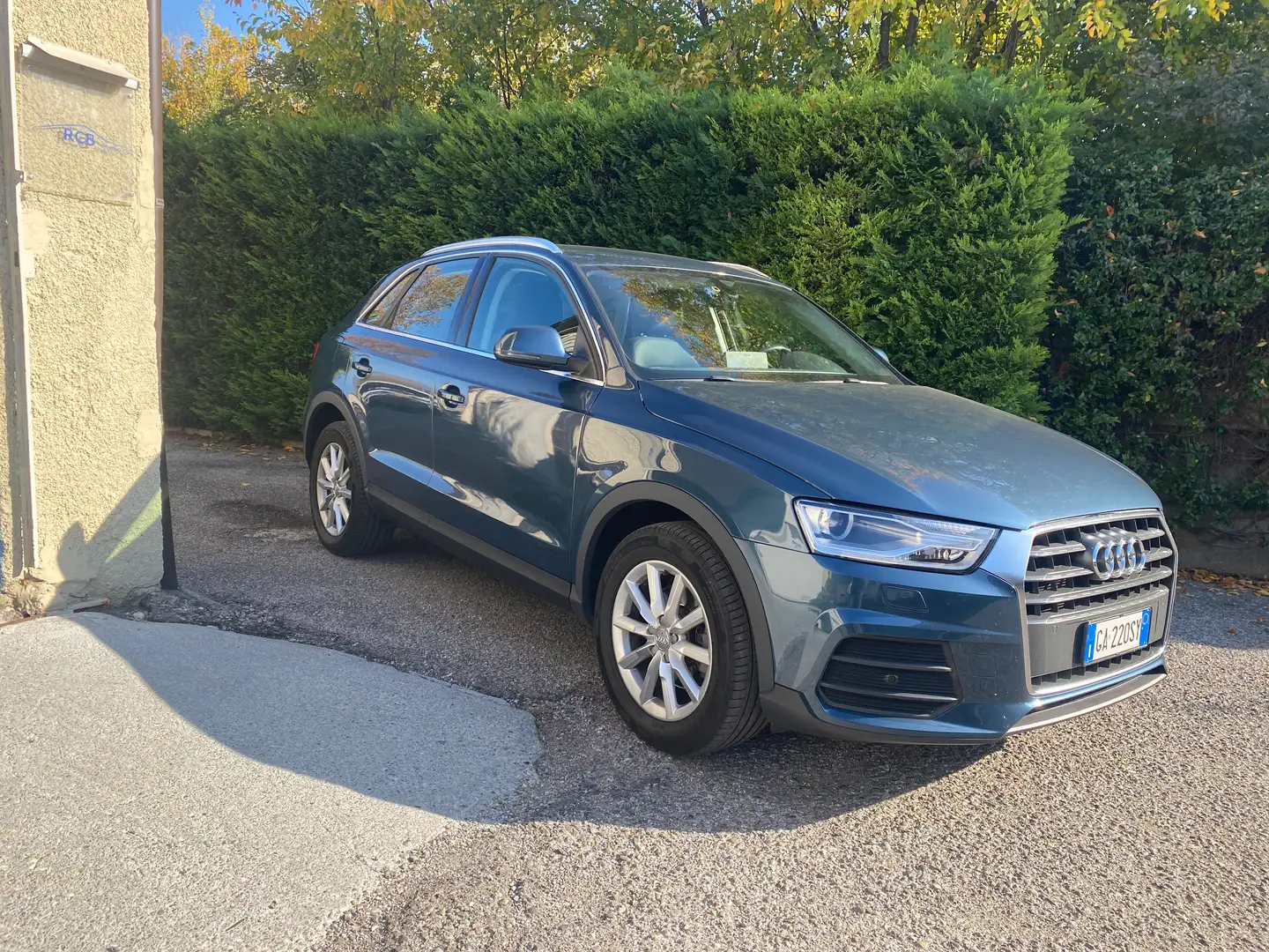 Audi Q3 Q3 I 2015 2.0 tdi Sport quattro 150cv s-tronic Blu/Azzurro - 2