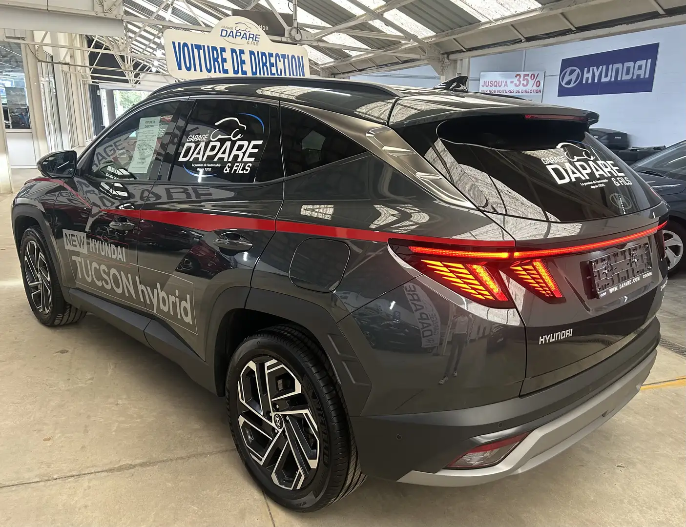 Hyundai TUCSON SHINE HYBRID DIRECTION 1.6 T-GDi 215CV - 6.000 Km! Grijs - 2