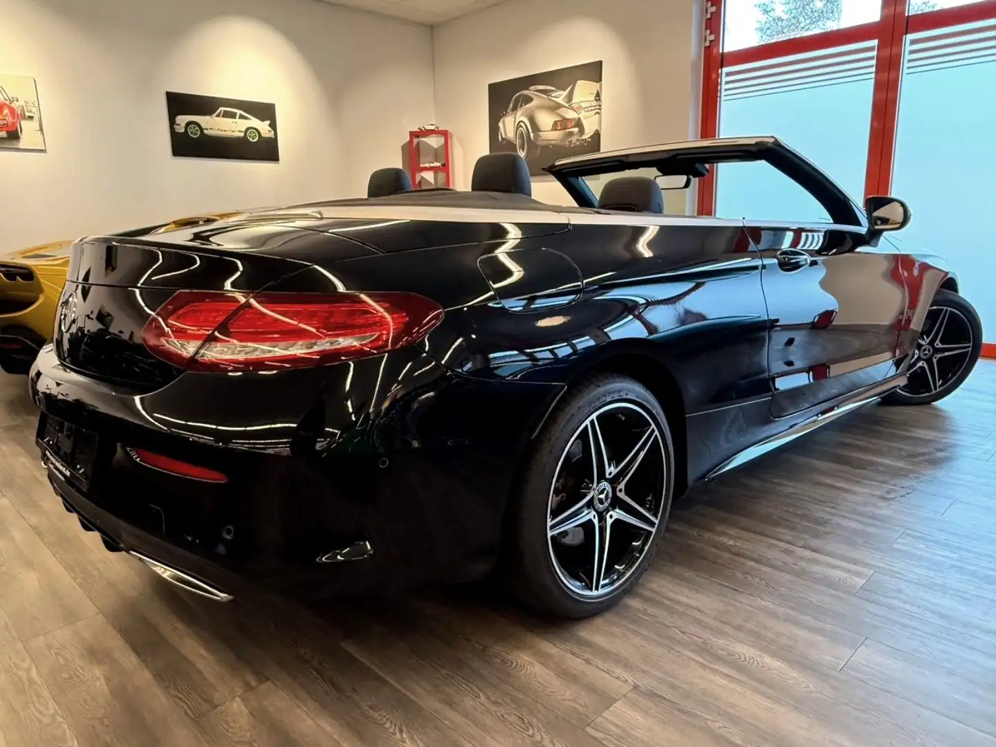 Mercedes-Benz C 200 Cabrio C 200 1 Hand AMG Paket Burmester LED Top Schwarz - 2