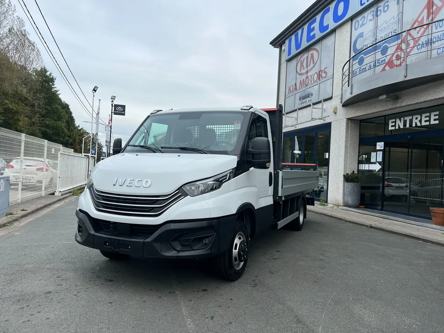 Iveco Daily 35C18HA8 Wit - 1