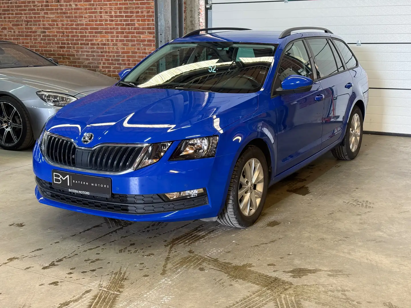 Skoda Octavia 1.0 TSI Benzine Trekhaak Navi CarPlay Garantie Blauw - 1