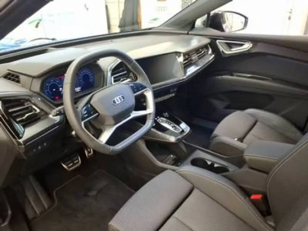 Audi Q4 e-tron 35 S-Line 20 AHK HuD MATRIX NAVI WÄPU 4