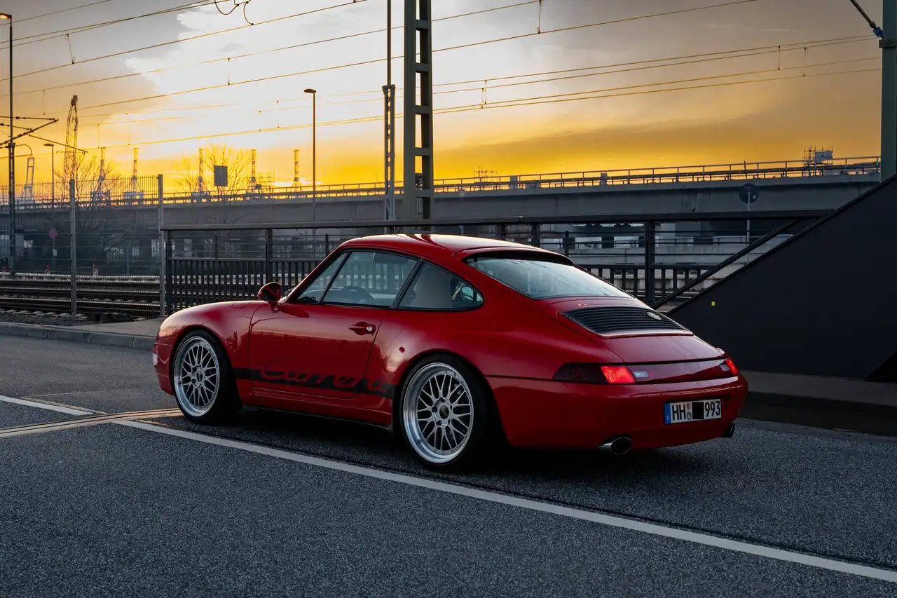 Porsche 993 Carrera 2, foto 2