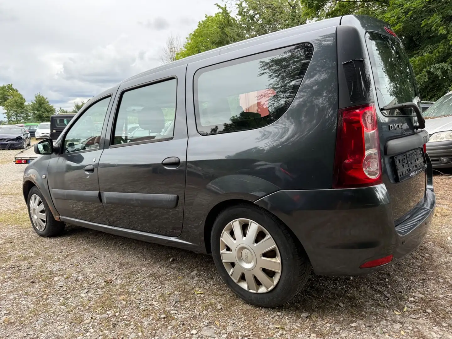 Dacia Logan MCV Kombi 1.5 dCi 63 KWAmbiance Klima PDC Grau - 2