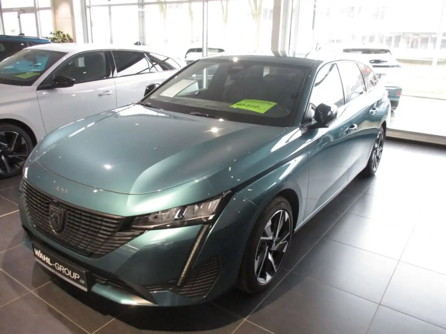 Peugeot 308 SW Hybrid 136e-DSC6 Allure Blau - 2