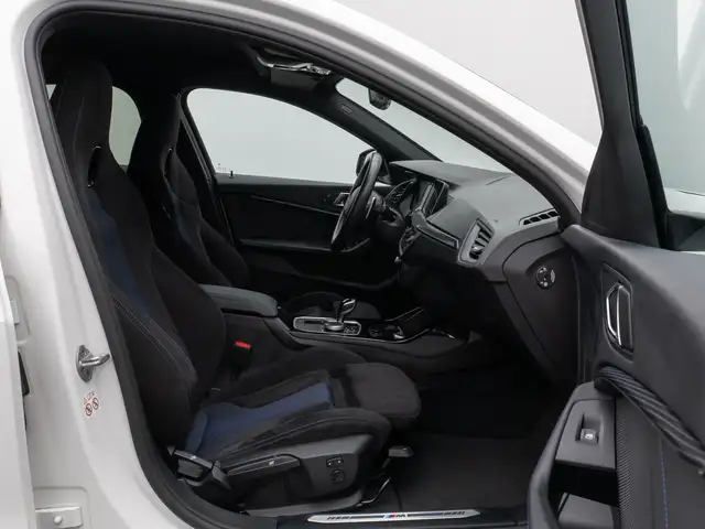 BMW M view 24