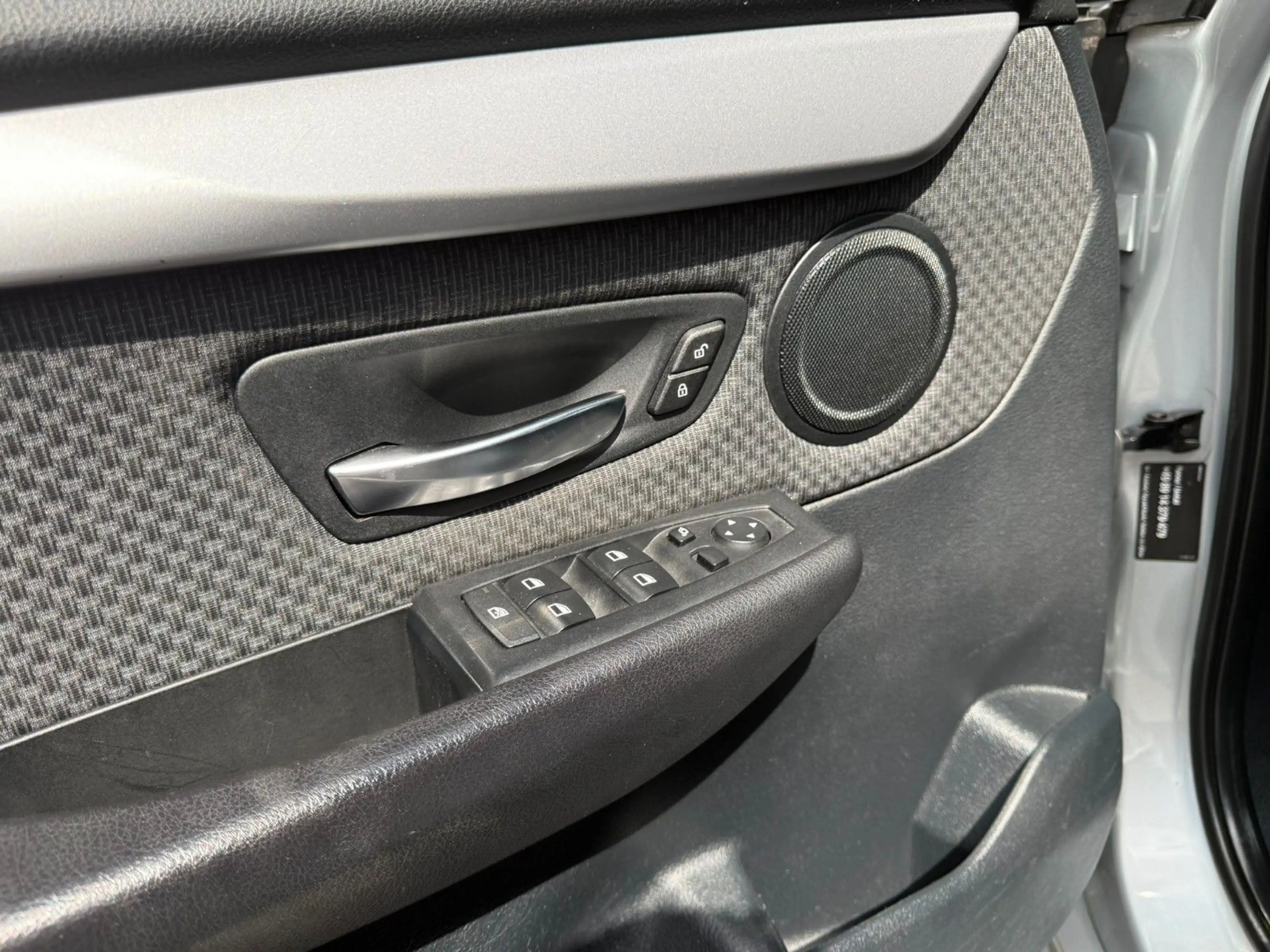 BMW 216 216 D Active Tourer Advantage BUSINESS SHZ HEAD — photo 15