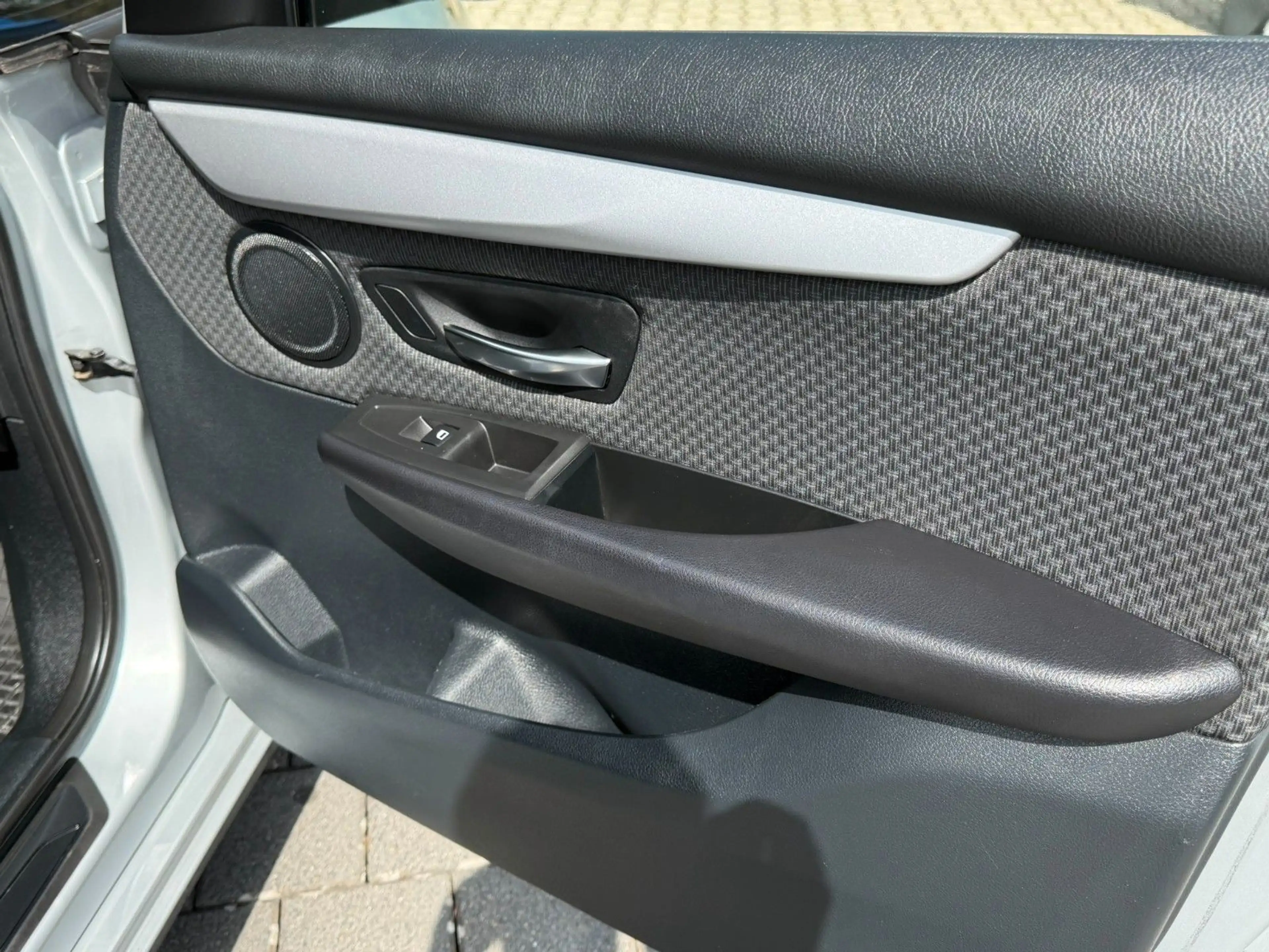 BMW 216 216 D Active Tourer Advantage BUSINESS SHZ HEAD — photo 11