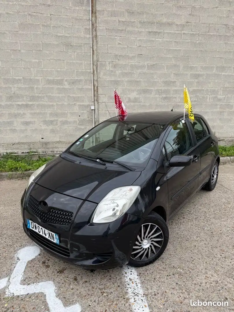 Toyota Yaris 5 portes 1.3 VVTi Année 2006 205.000KM Certifié à 2490 euro Schwarz - 2