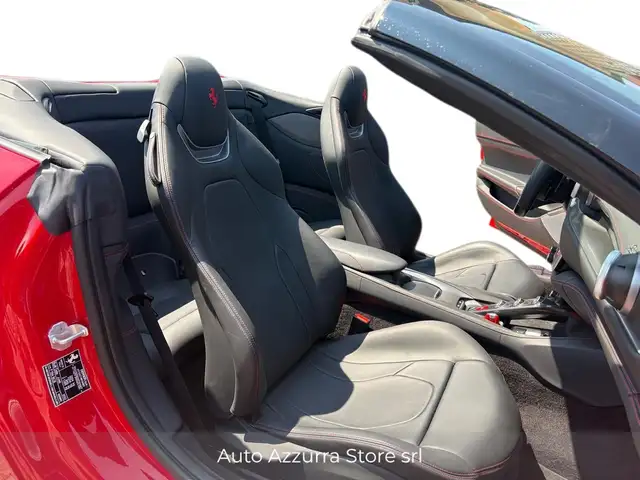 Ferrari Portofino view 8