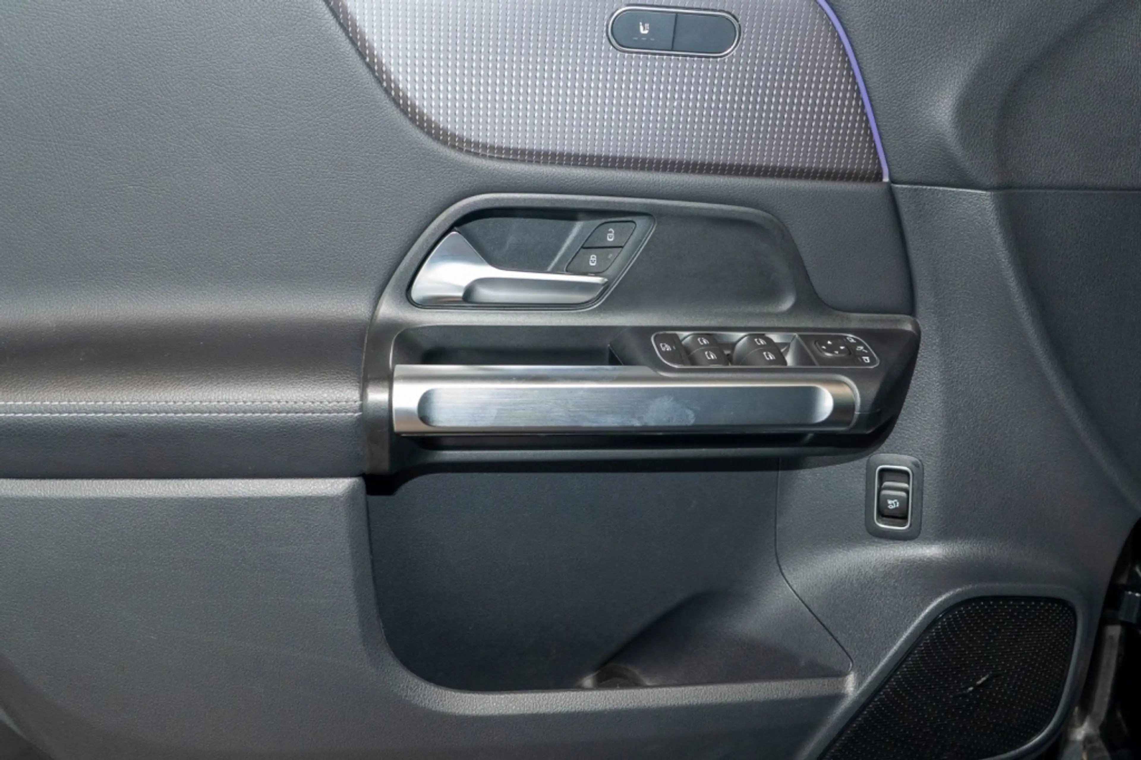 Mercedes-Benz EQB 250 *Progressive Night Distro KeyGo LED Navi — photo 11
