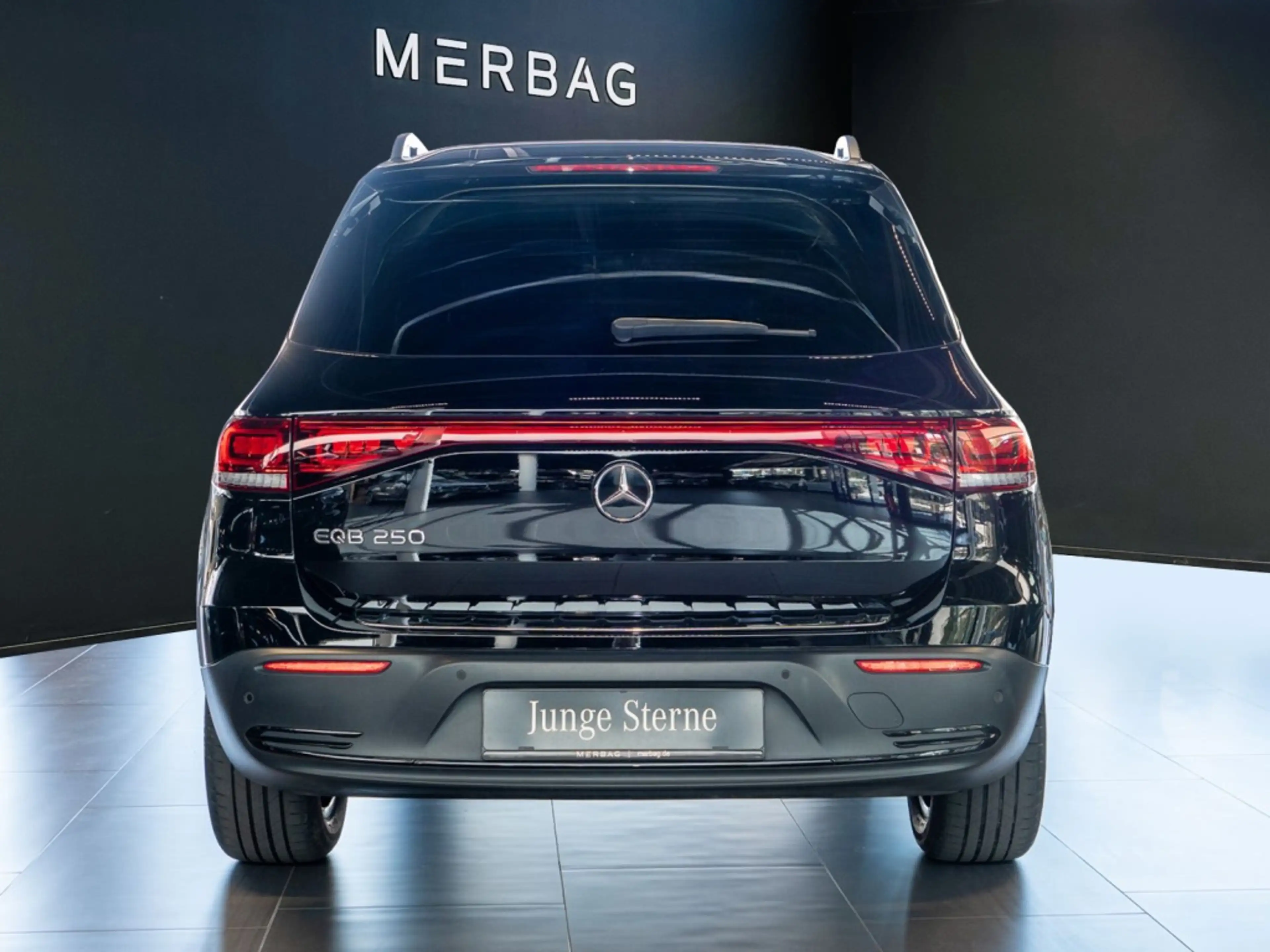 Mercedes-Benz EQB 250 *Progressive Night Distro KeyGo LED Navi — photo 4