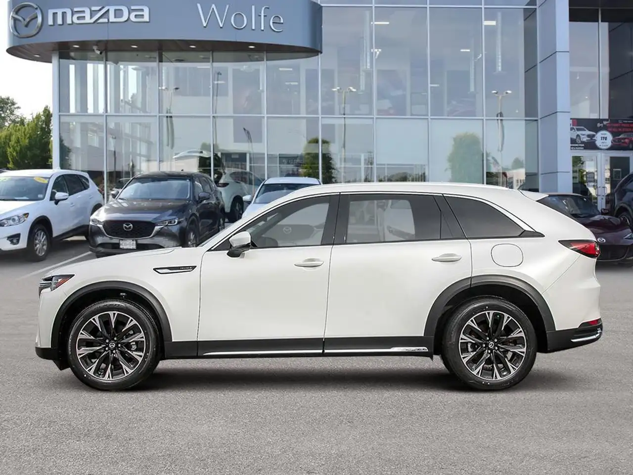 Mazda CX-90 PHEV снимка Mazda CX-90 PHEV