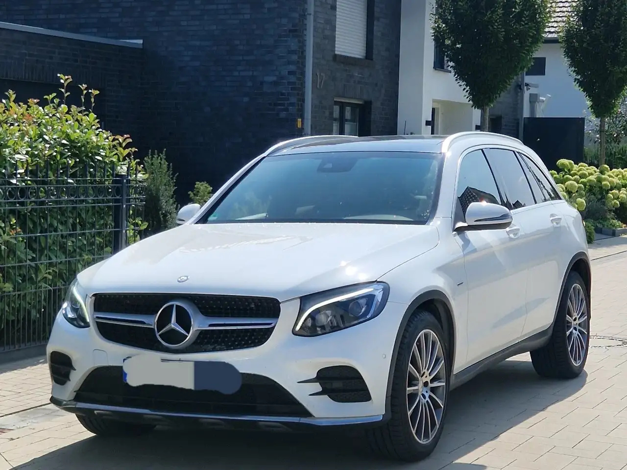 Mercedes-Benz GLC 220