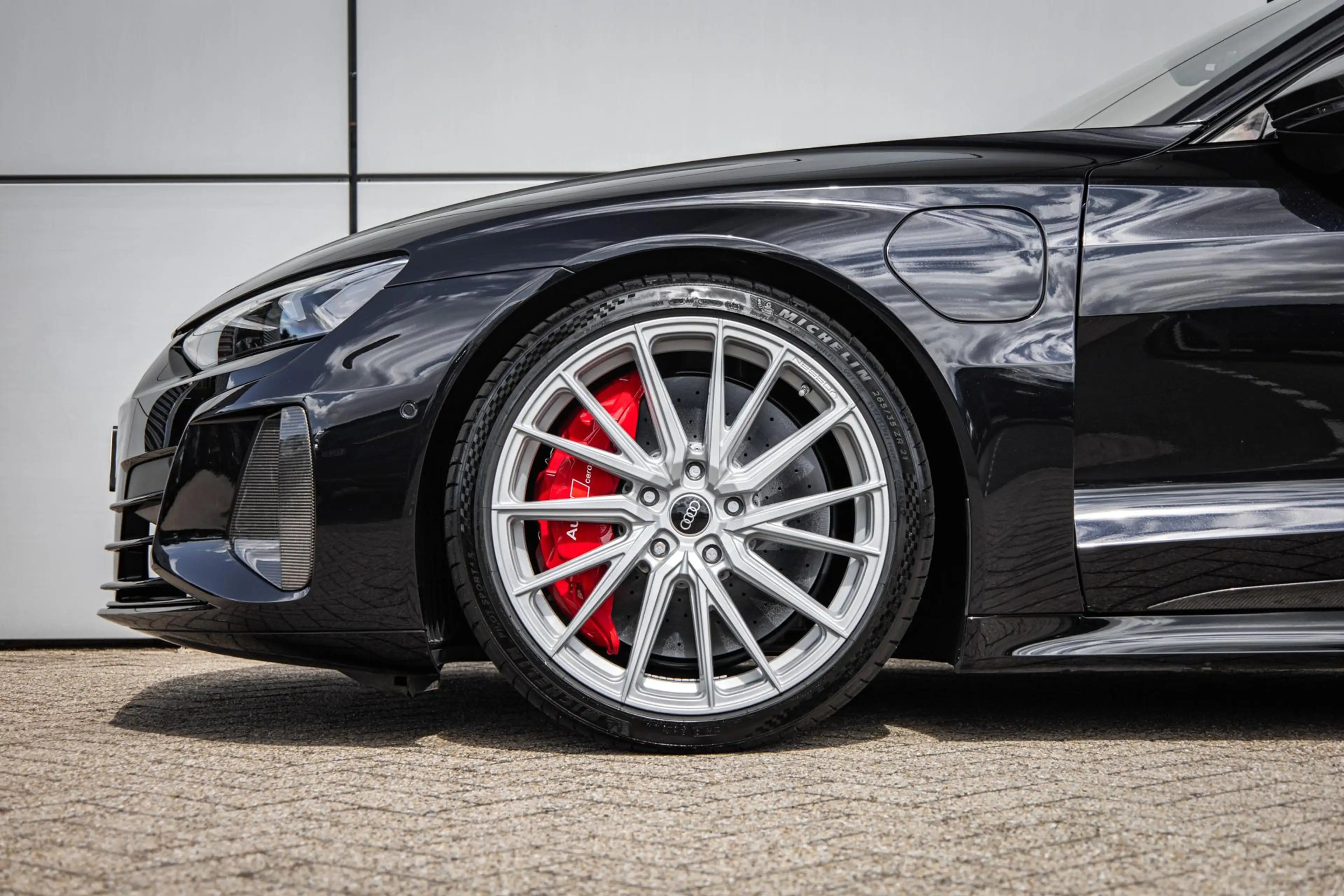 Audi RS e-tron GT 600pk 93 kWh | 21" Vossen velgen | carbon | Panora — photo 12