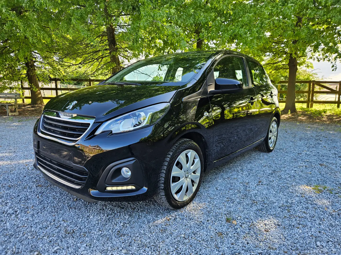 Peugeot 108 1.2 PureTech Active Noir - 1