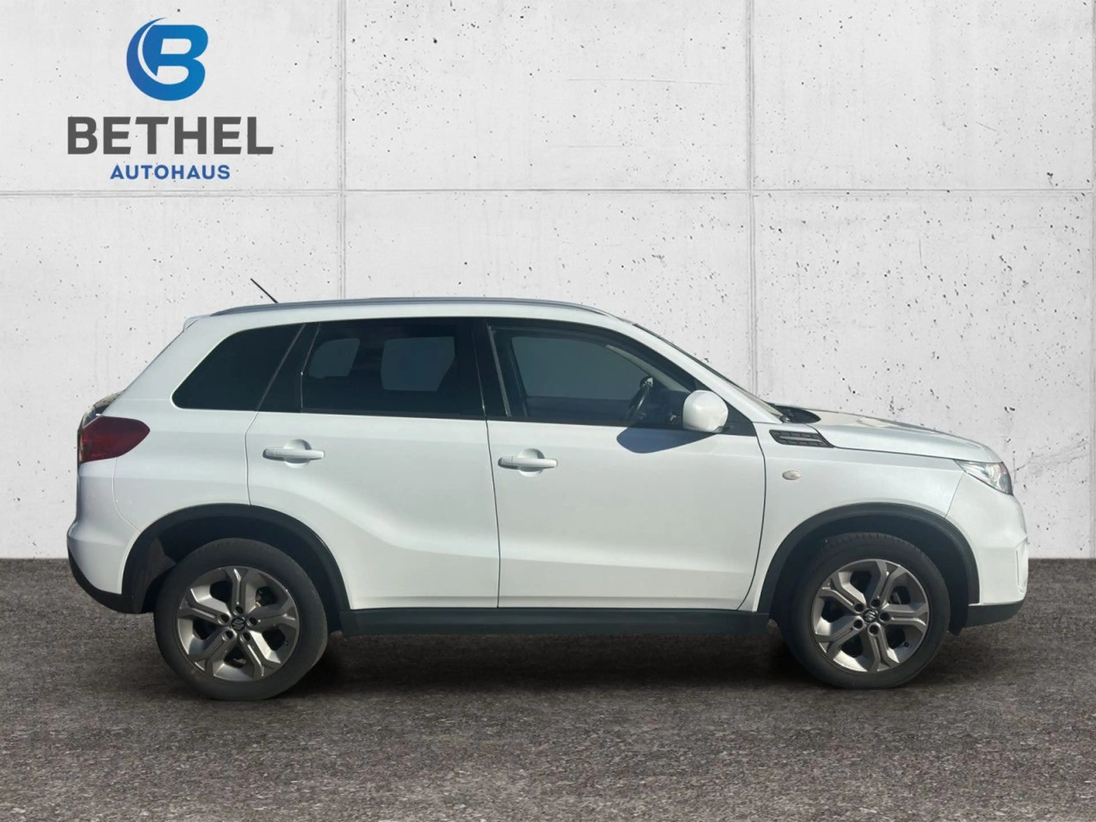 Suzuki Vitara 1.6 (4x4) Allgrip Comfort, AHK Bluetooth — photo 4
