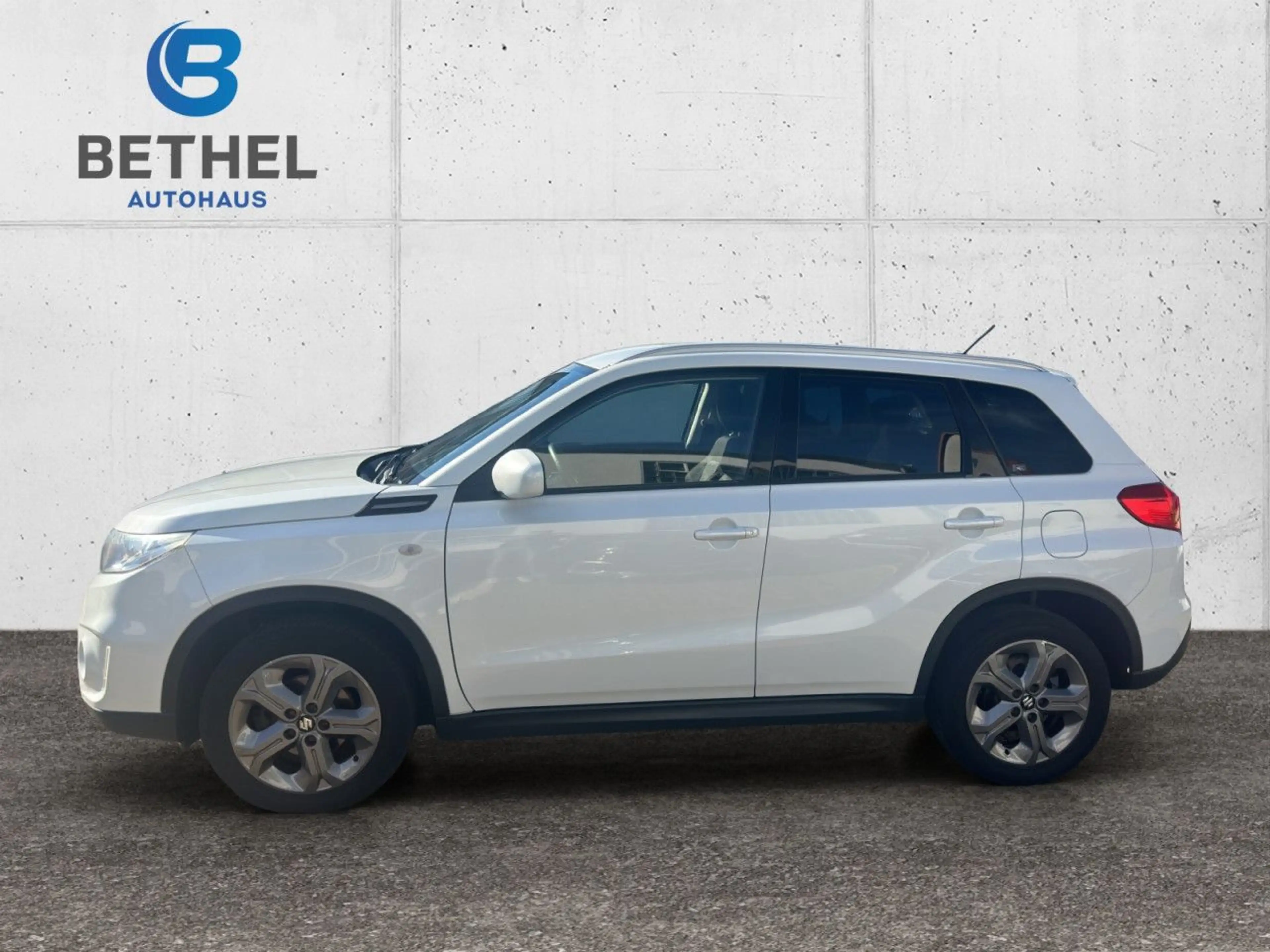 Suzuki Vitara 1.6 (4x4) Allgrip Comfort, AHK Bluetooth — photo 8