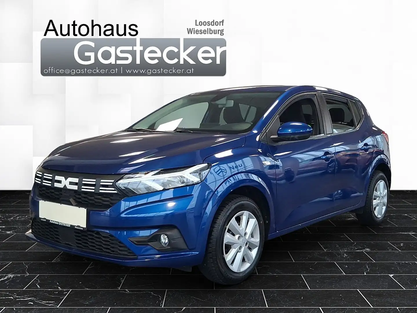 Dacia Sandero Expression TCe 90 Blau - 1