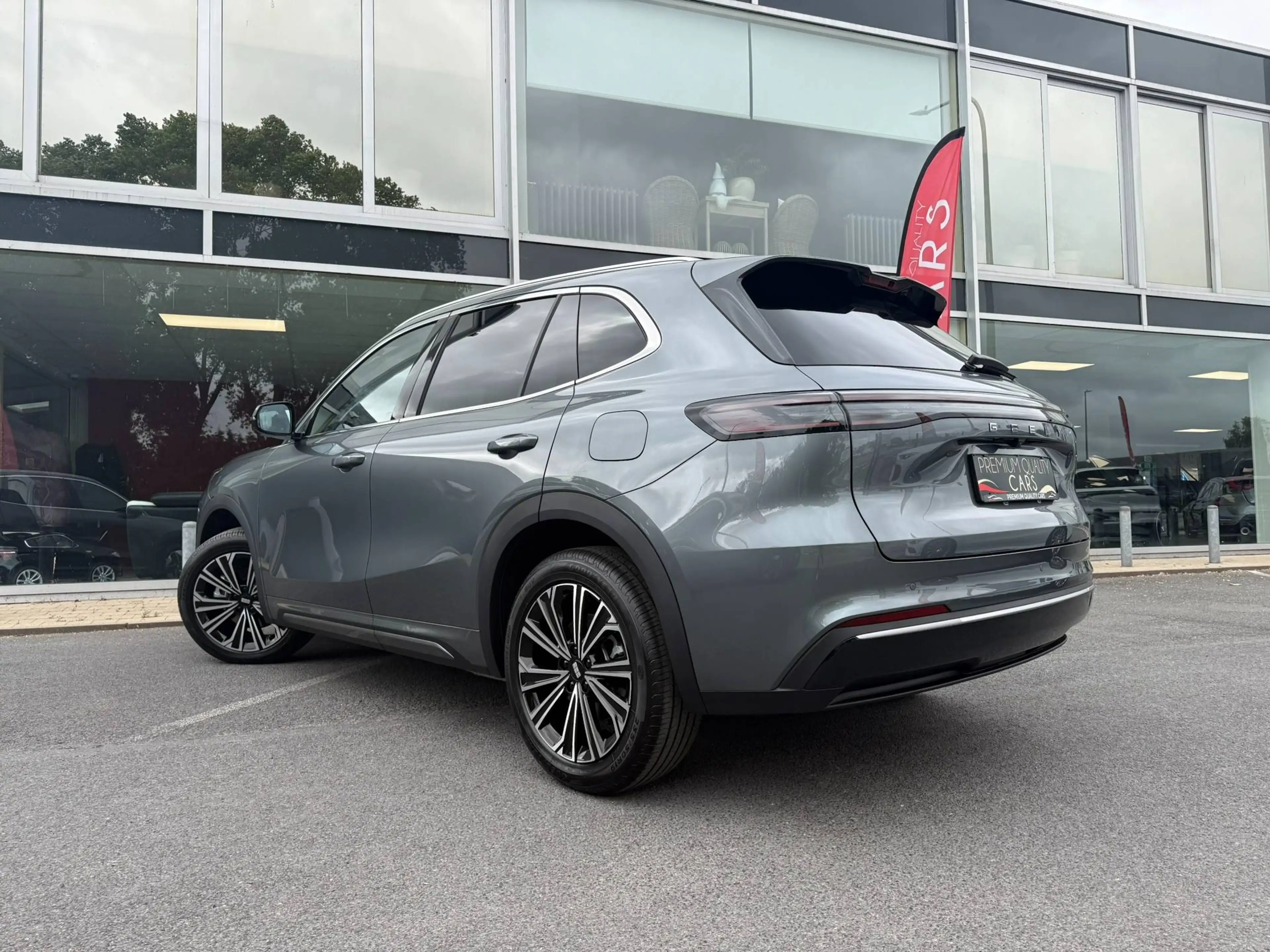 Geely Starray EM-i MAX+ PLUG IN HYBRIDE / CARPLAY / PANODAK / KEYLESS — photo 5