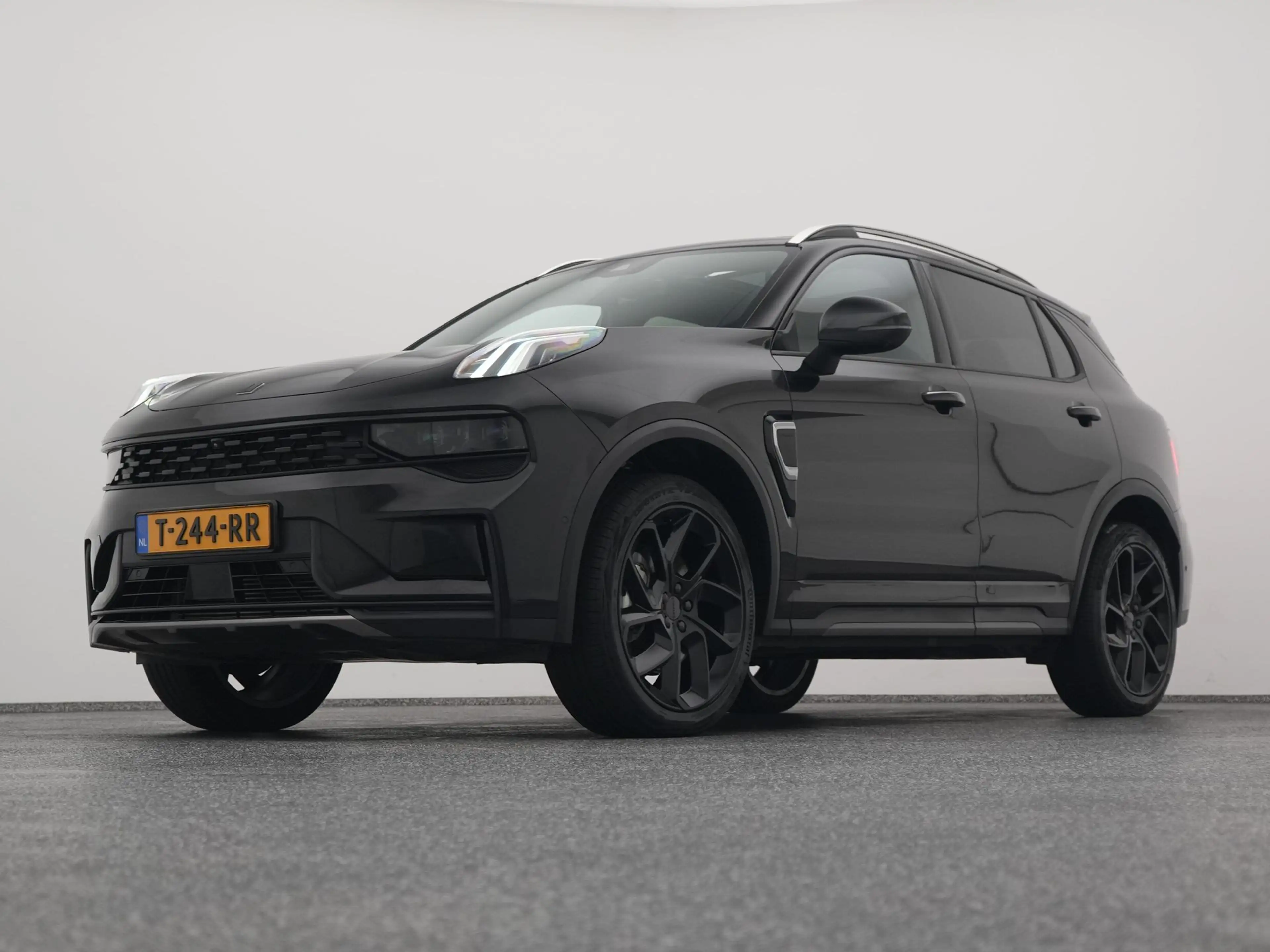 Lynk & Co 01 1.5 Plug-in Hybrid | 360° | BLACK | ZWARTE HEMEL | — photo 15
