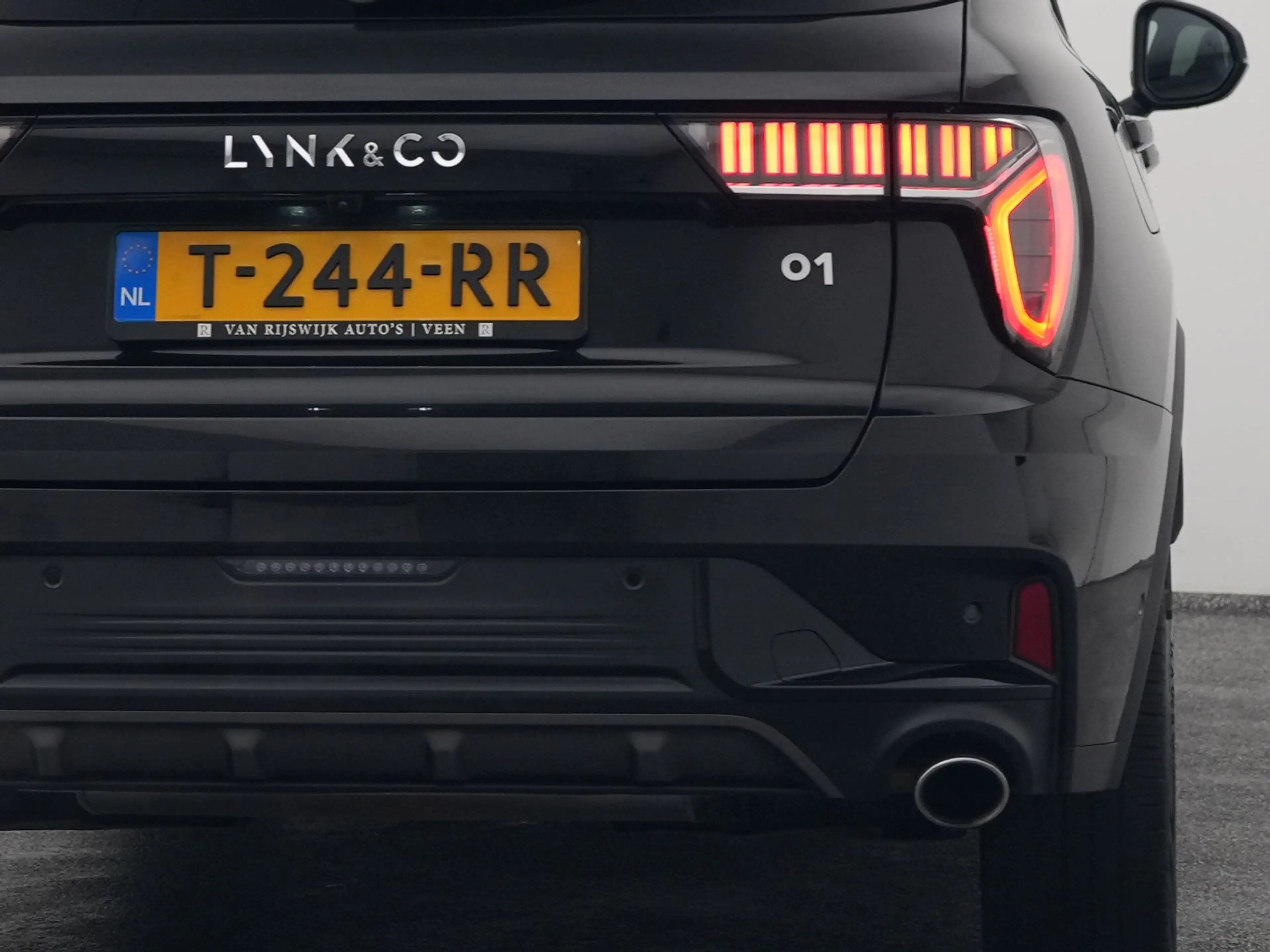 Lynk & Co 01 1.5 Plug-in Hybrid | 360° | BLACK | ZWARTE HEMEL | — photo 20