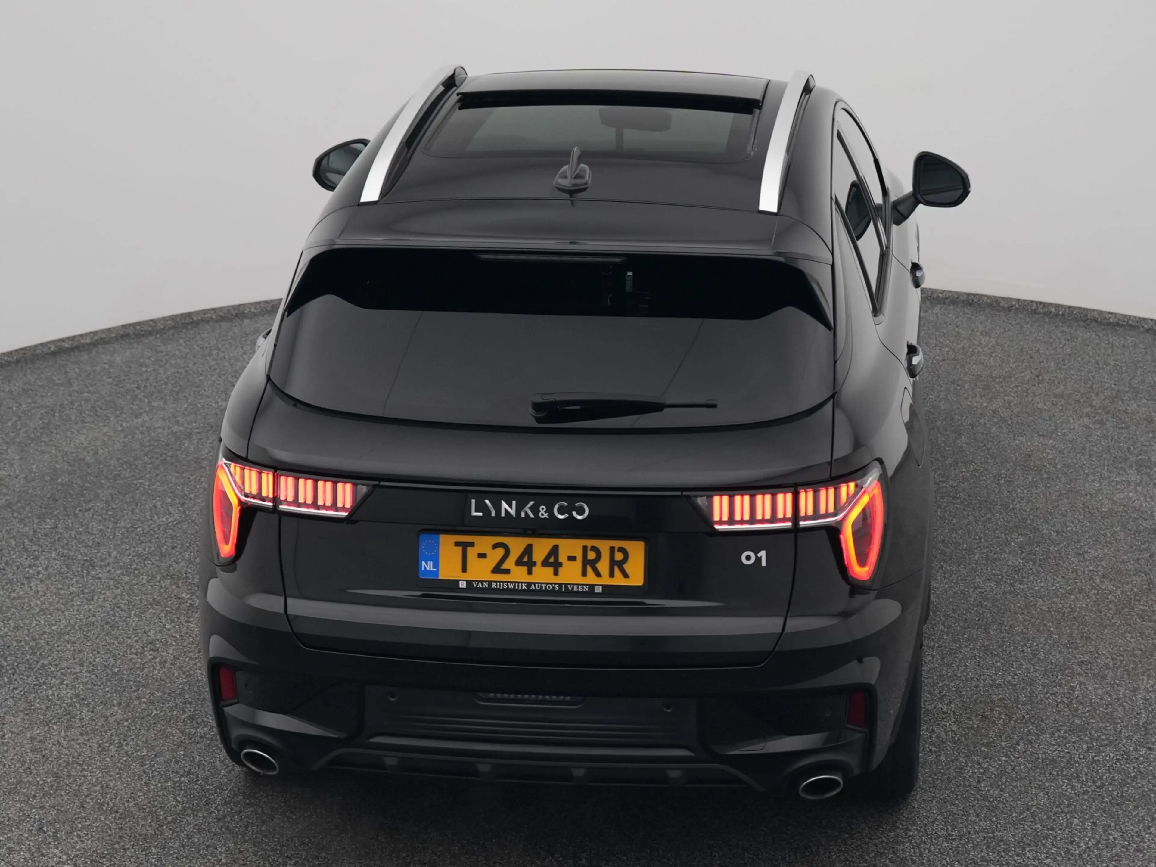 Lynk & Co 01 1.5 Plug-in Hybrid | 360° | BLACK | ZWARTE HEMEL | — photo 28