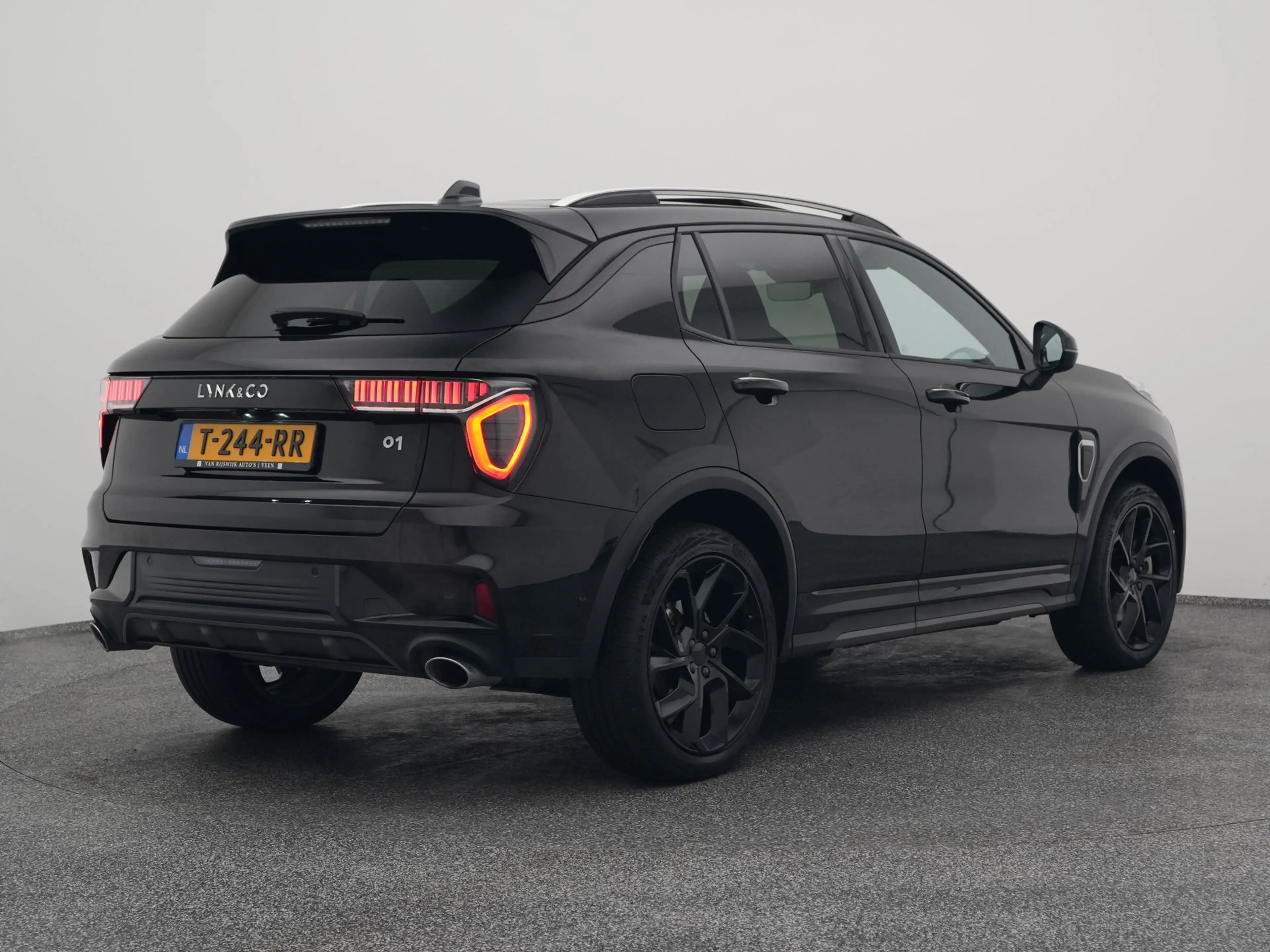Lynk & Co 01 1.5 Plug-in Hybrid | 360° | BLACK | ZWARTE HEMEL | — photo 6